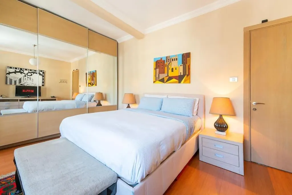 Apartament Unique Flat By The Bosphorus In Bebek Stambuł
